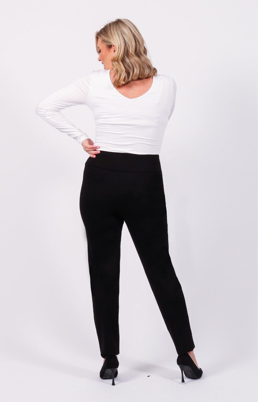 The Perfect Ponte Pant in black