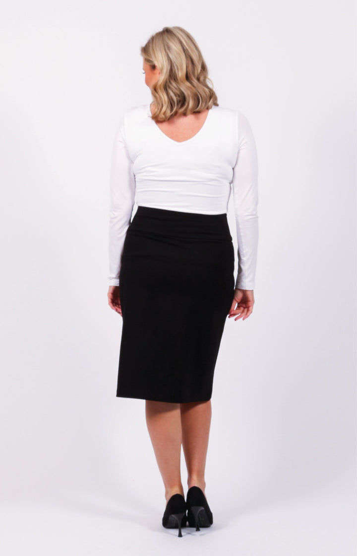 The Perfect Ponte Skirt in black