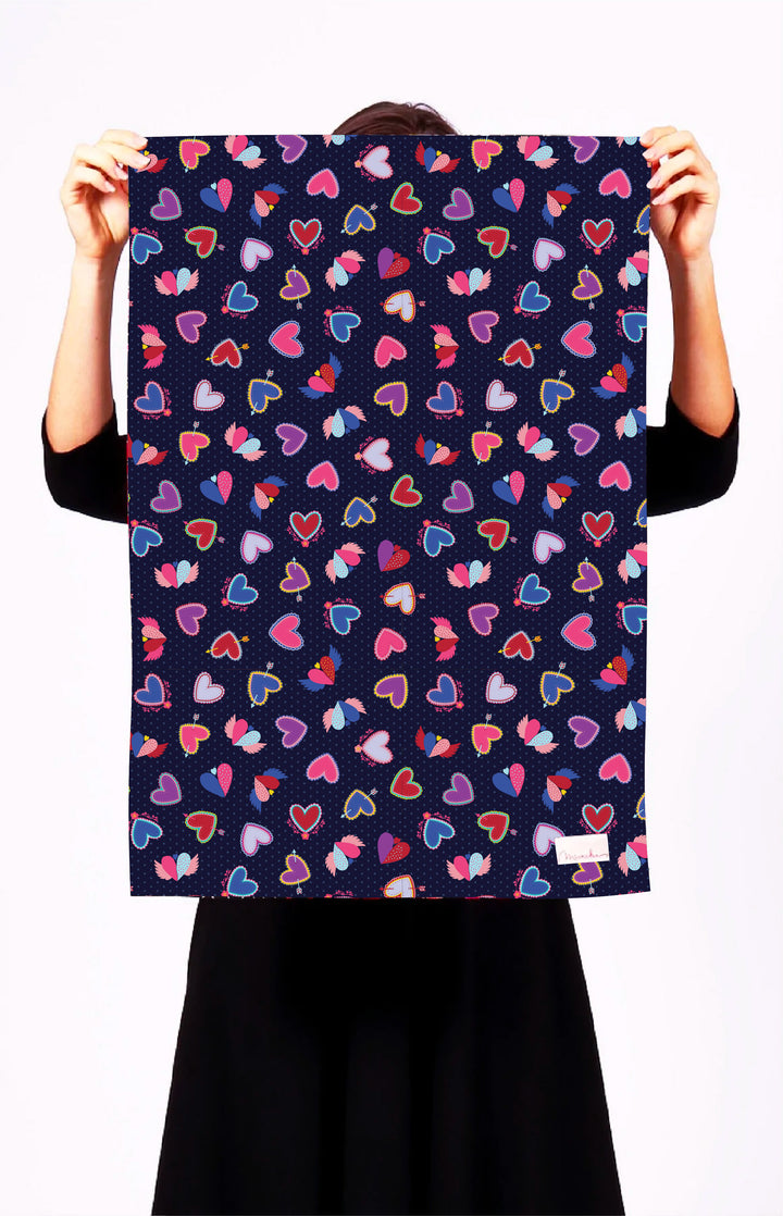 Tea Towel in queen of hearts navy